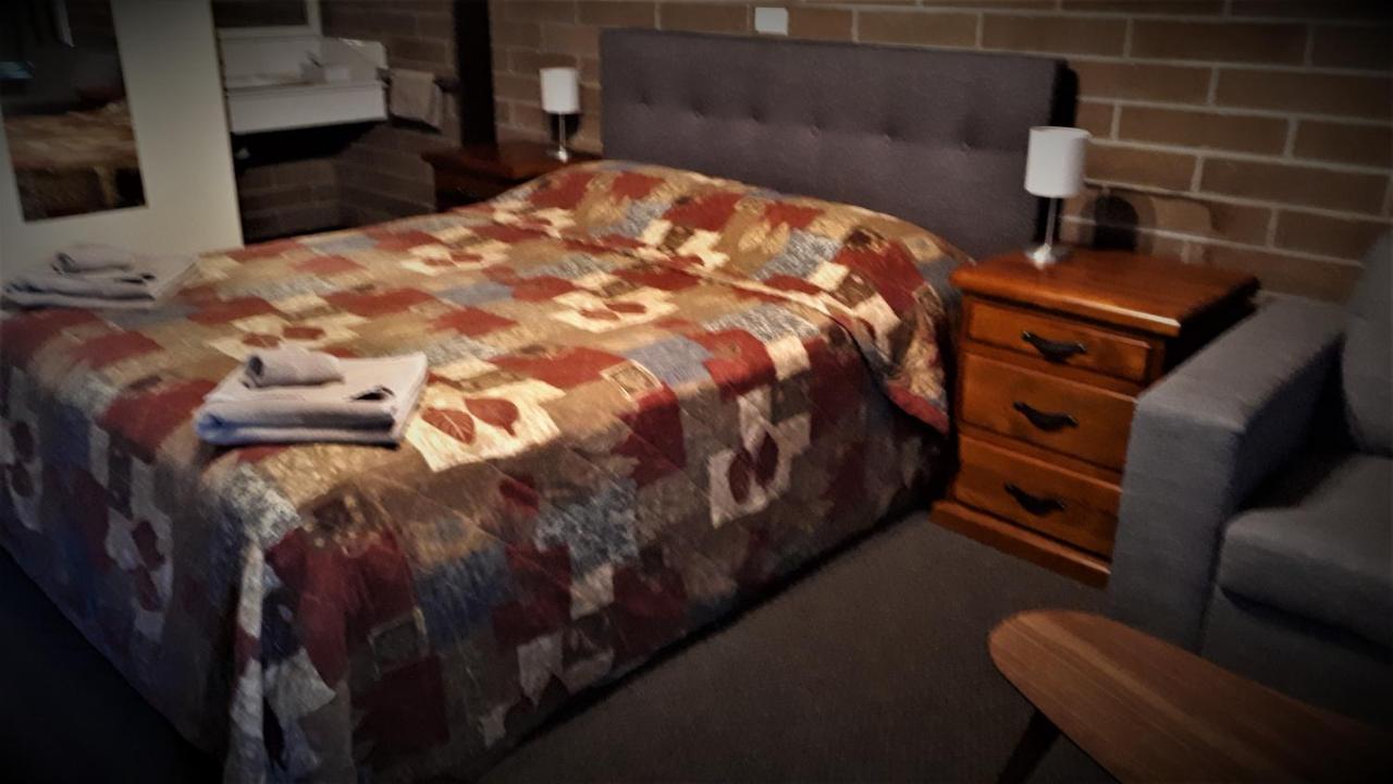 Bordertown Motel エクステリア 写真